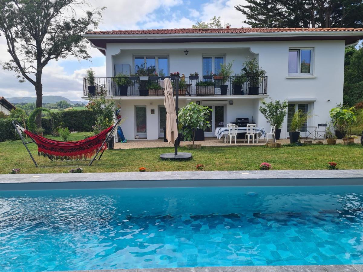 Appartement Avec Cuisine Et Grande Piscine Chauffee อองดาเย ภายนอก รูปภาพ
